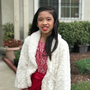 Meet your Posher, Maricar